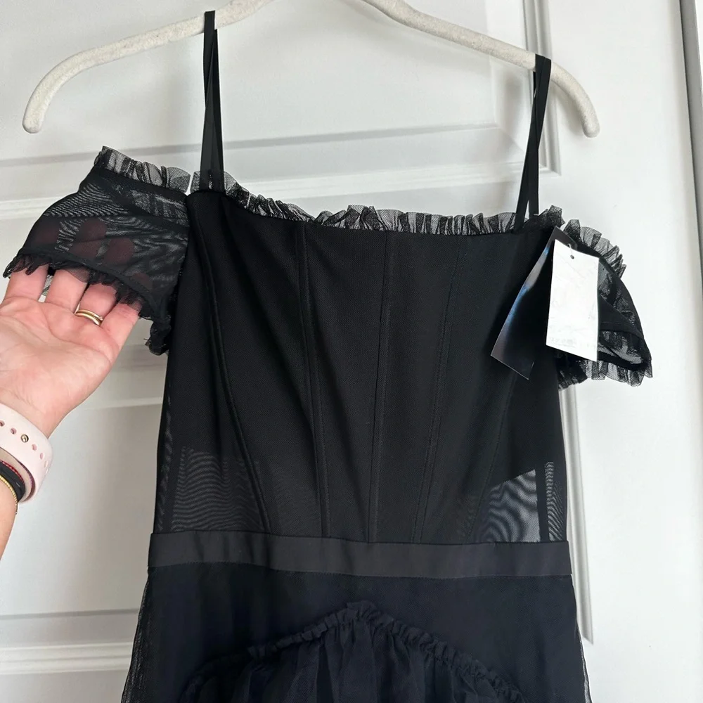 Betsy &‎ Adam Black Ruffle Off the Shoulder Tiered Mesh Ballgown NWT 0 - Picture 4 of 7